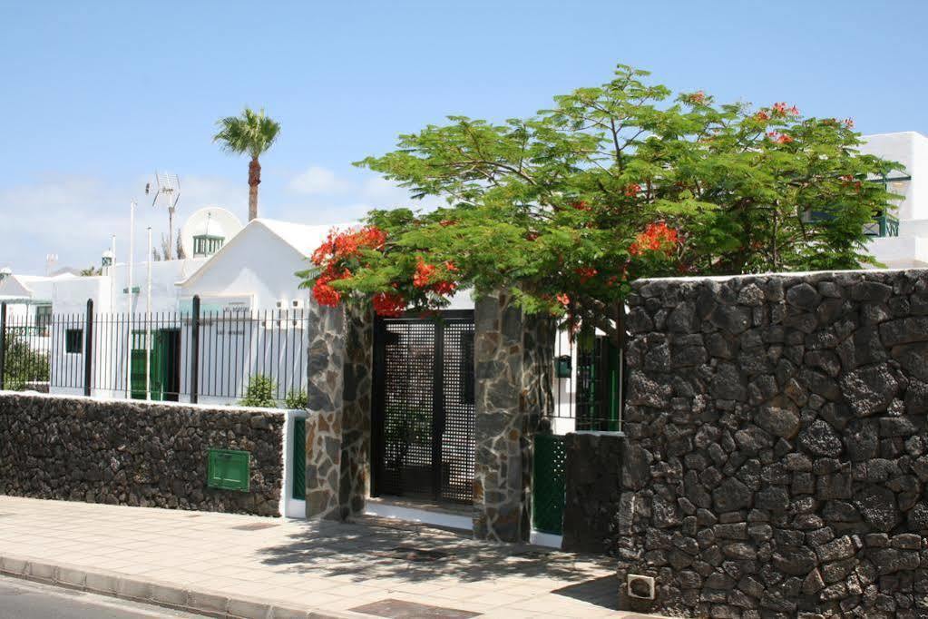 Apartamentos Las Acacias Puerto del Carmen  Eksteriør bilde