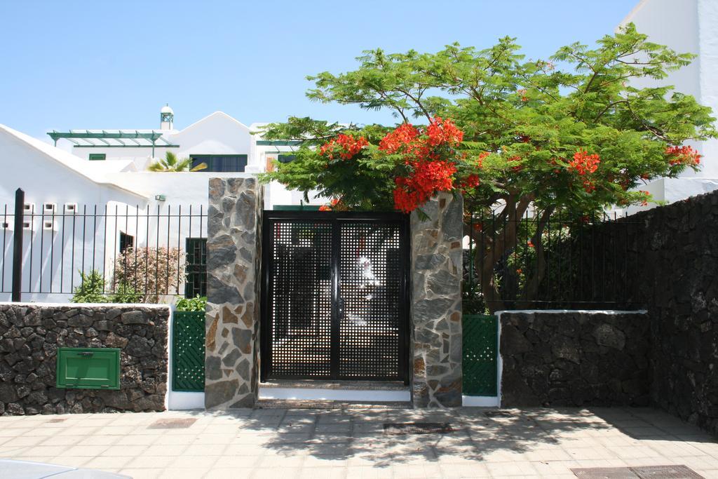 Apartamentos Las Acacias Puerto del Carmen  Eksteriør bilde